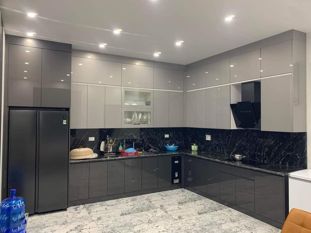 Tủ bếp Acrylic bóng gương cao cấp